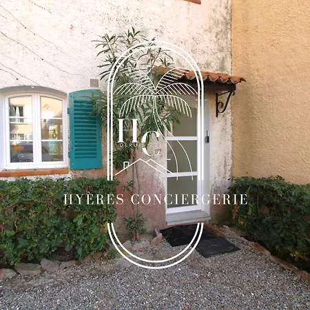 Duplex Au Coeur Du Port D'hyeres Plages Parking By Hc Apartamento