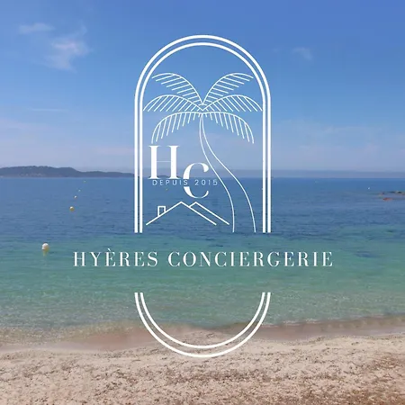 Duplex Au Coeur Du Port D'hyeres Plages Parking By Hc アパート *